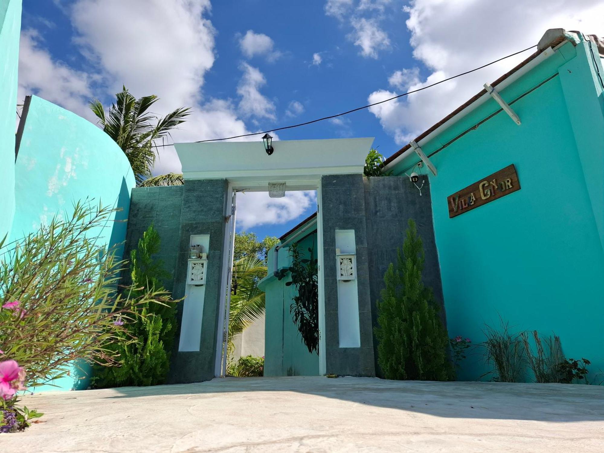 Villa Giyor Lembongan Exterior photo