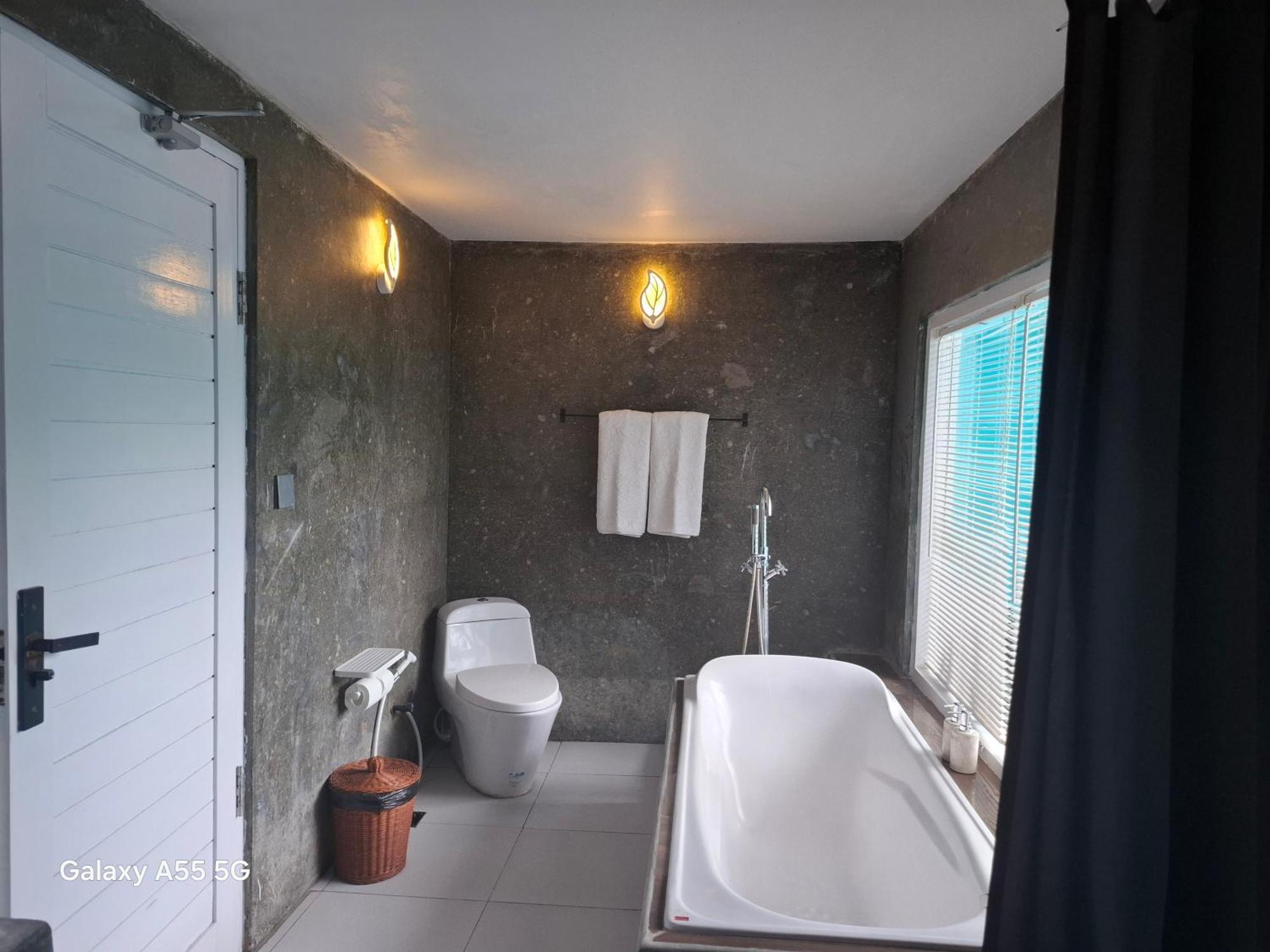 Villa Giyor Lembongan Exterior photo